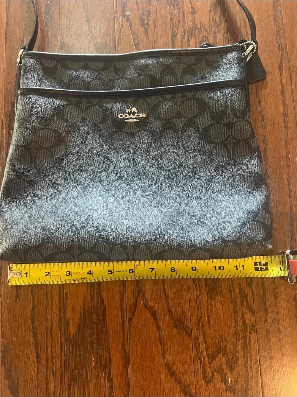 Coach Black Signature Crossbody Bag F29210 rarely used - Picture 14 of 16
